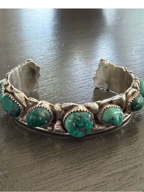 Vintage Indian Sterling Silver Turquoise Stone Cuff Bracelet